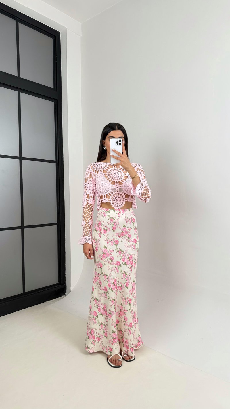 Pembe Çiçek Desenli Saten Etek Gaus00413