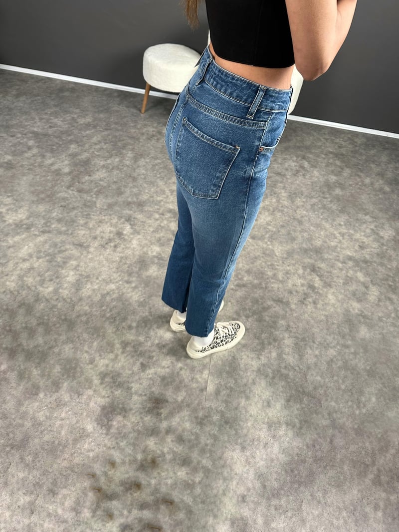 ZR Mavi Kesik Paça High Waist Jean