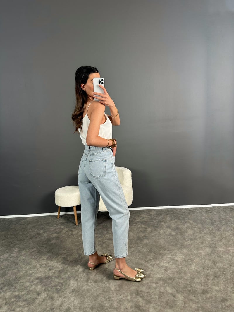 Tasarım Mavi Önü Taşlı Jean 