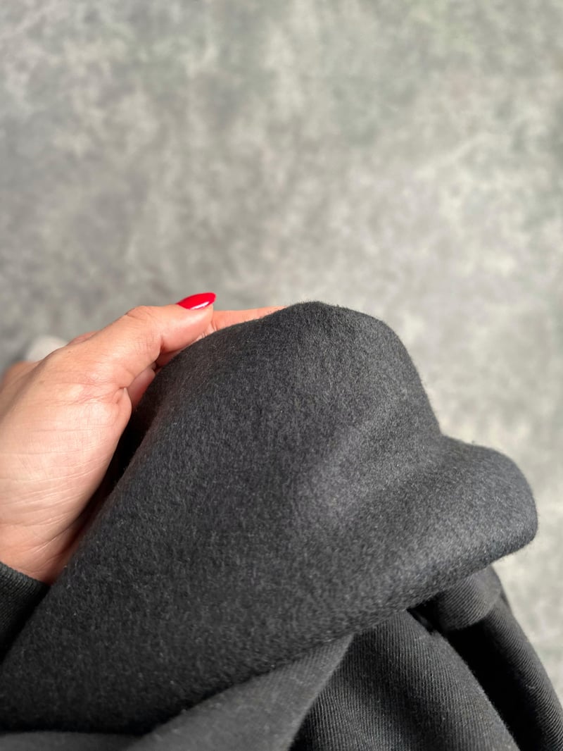 Nadia Siyah Şardonlu Sweatshirt 