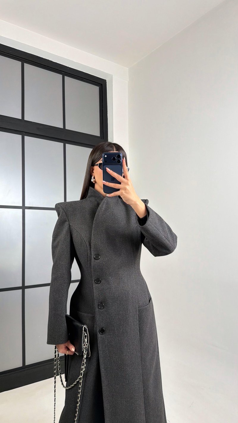 Antrasit Slim Cut Vatkalı Astarlı Önü Düğmeli Kaban GAUS-00835