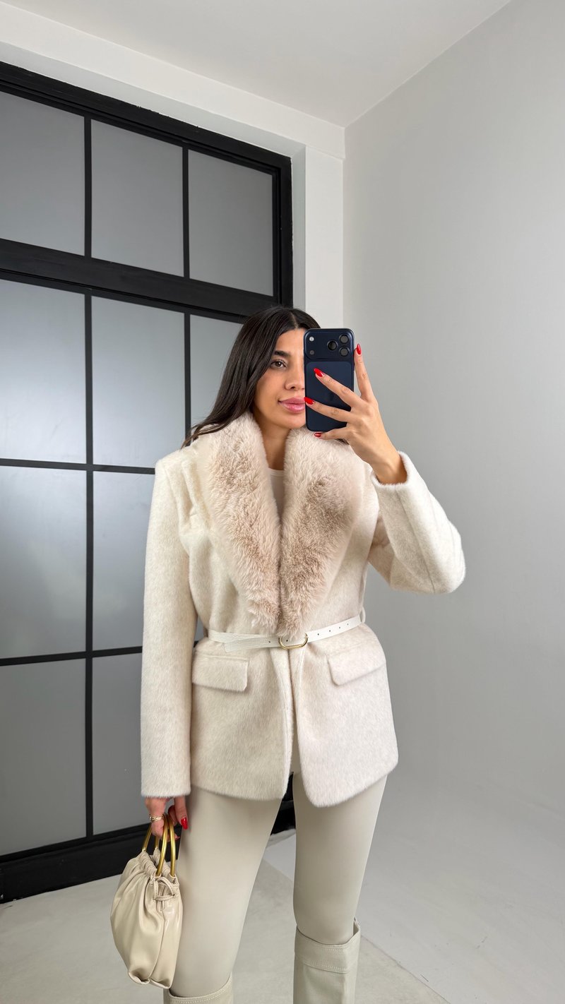 Taş Astarlı Kemerli Premium Kürk Ceket GAUS-00936