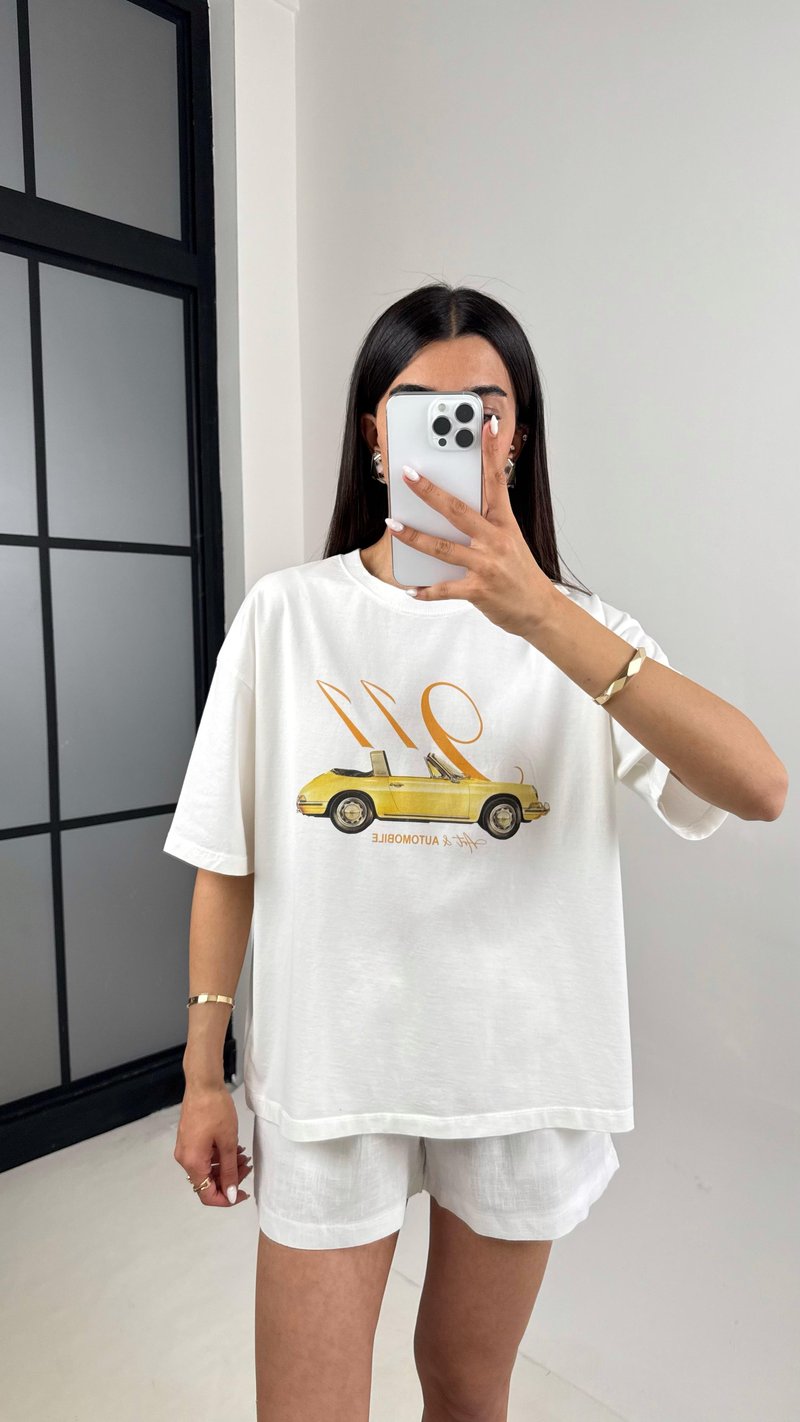 Beyaz Araba Baskılı Basic Tshirt Gaus00415