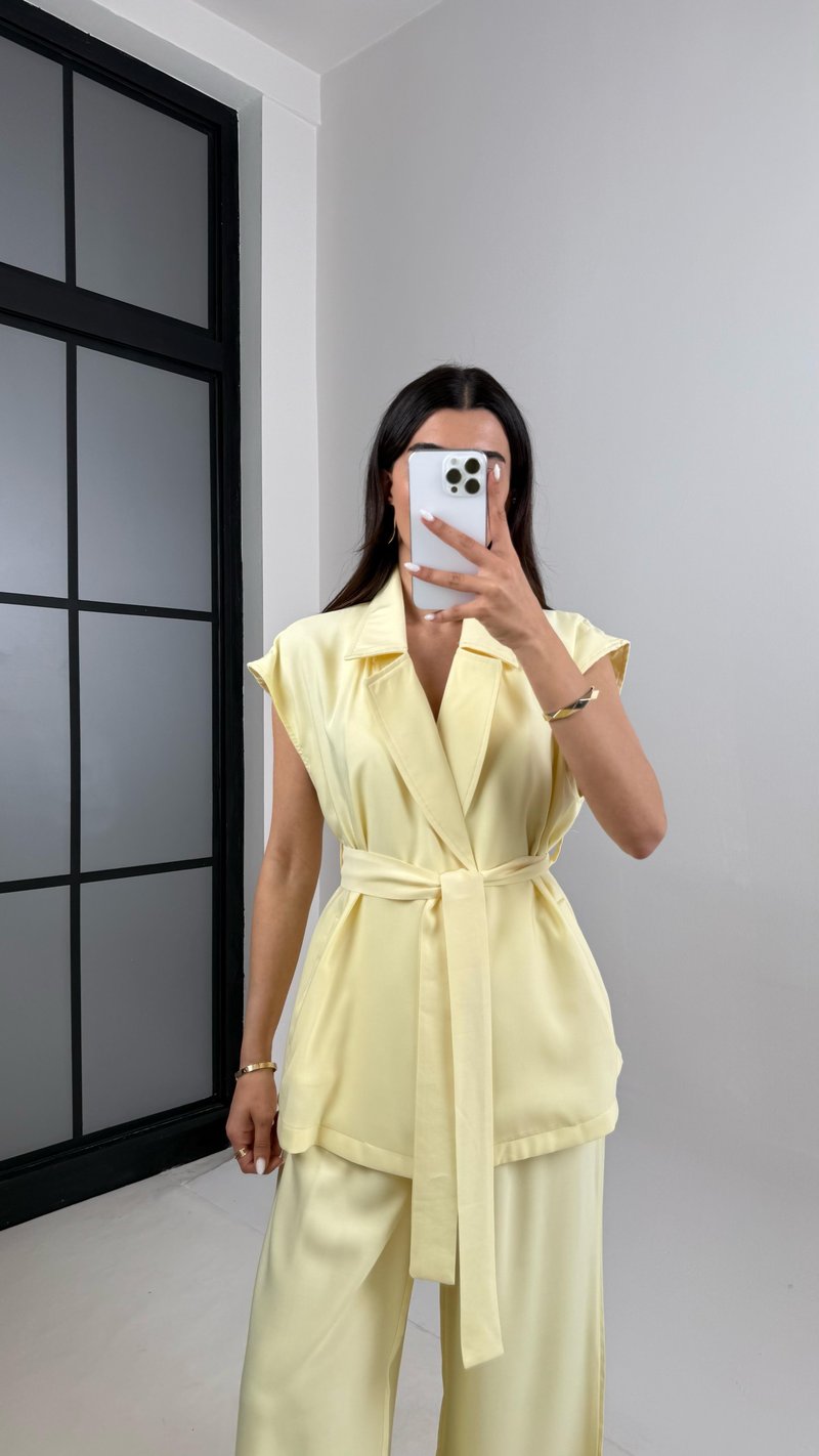 Sarı Cepli Kuşaklı Yelek Beli Lastikli Pantolon Tencel Takım Gaus00433