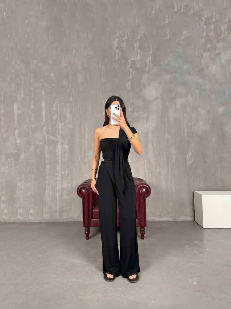 Siyah Asimetrik Kesim Bluz Pantolon Sandy Kumaş Takım Gaus00234