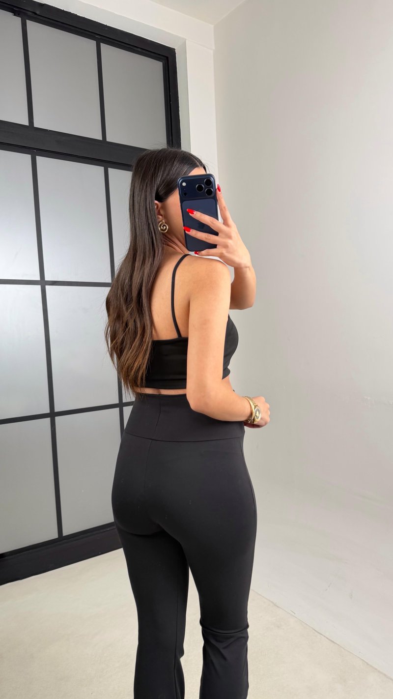 Siyah Drape Detaylı İspanyol Paça Tayt GAUS-01045