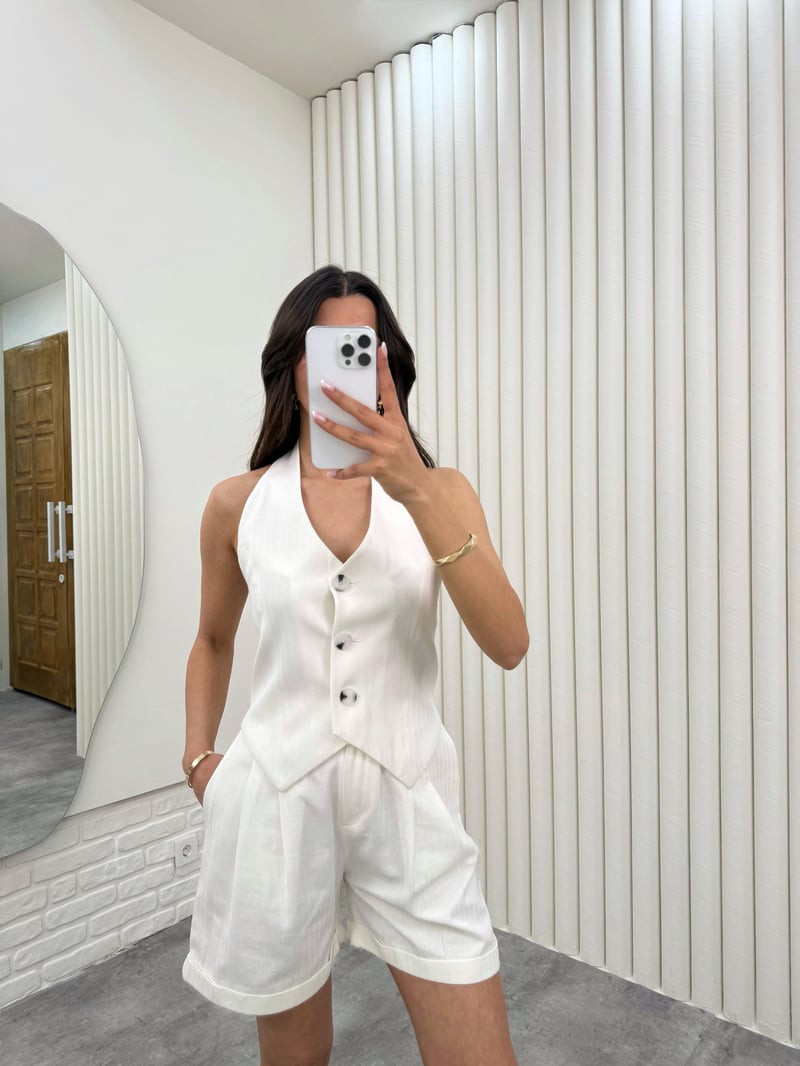 Ekru Beli Gipeli Düğmeli Üst Beli Lastikli Cepli Şort İkili Gabardin Takım Gaus00301