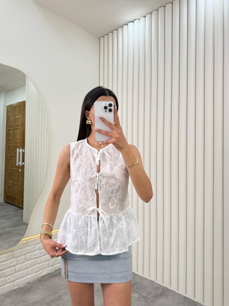 Beyaz Önü Bağlamalı Fisto Yelek Gaus00325