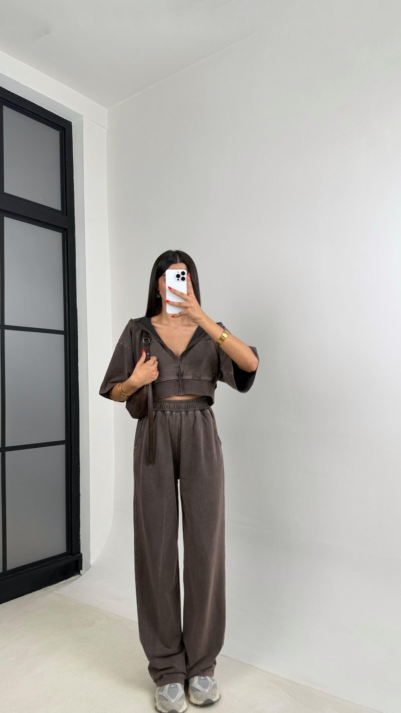 Kahve Yıkama Desenli Kapüşonlu Crop Hırka Beli Lastikli Pantolon İkili Premium Takım GAUS-0063