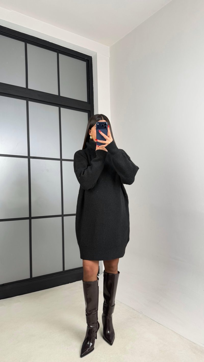 Siyah Balıkçı Yaka Oversize Triko Elbise GAUS-00900
