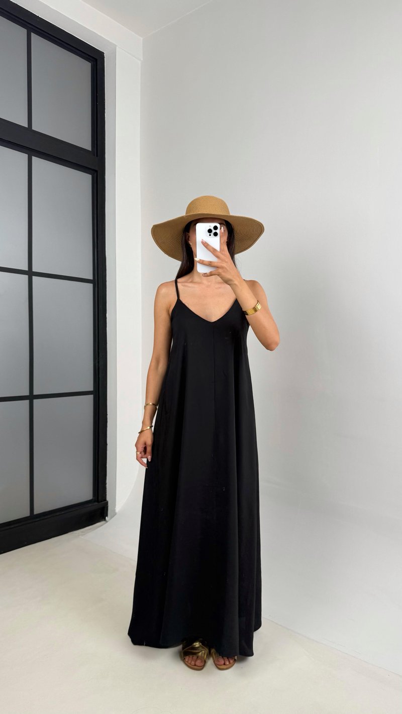 Siyah Ayarlanabilir Askılı Astarlı Tencel Elbise Gaus00690