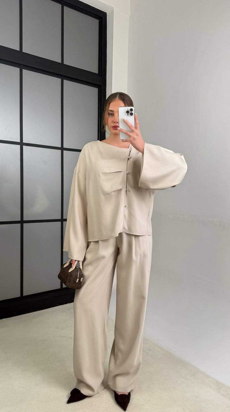 Taş Asimetrik Yaka Yan Düğme Detaylı Gömlek Beli Lastikli Pantolon Tensel Takım GAUS-01163