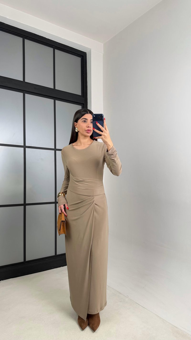 Vizon Yırtmaç Detaylı Astarlı Sandy Kumaş Elbise GAUS-00949