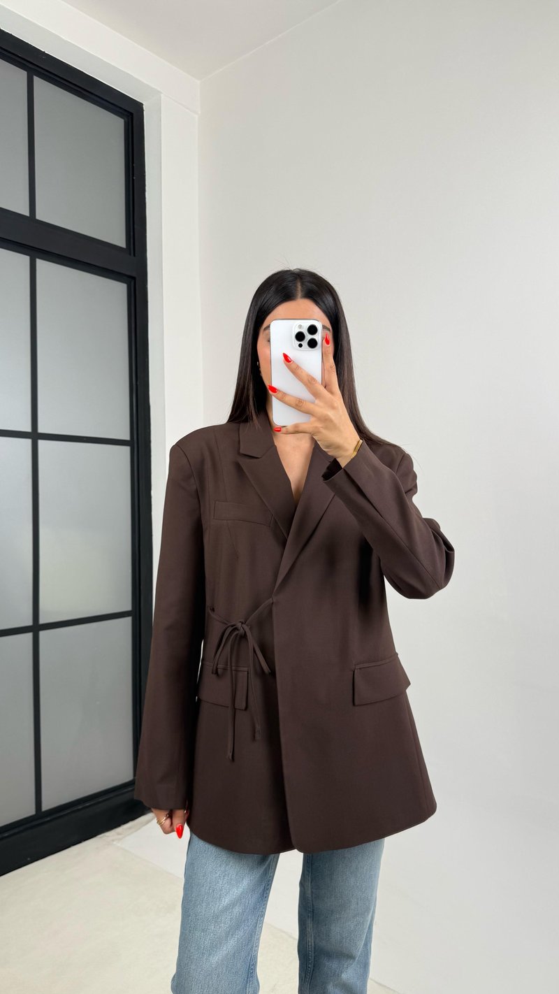 Kahve Astarlı Vatkalı Önden Bağlama Detaylı  Blazer Ceket GAUS-0068