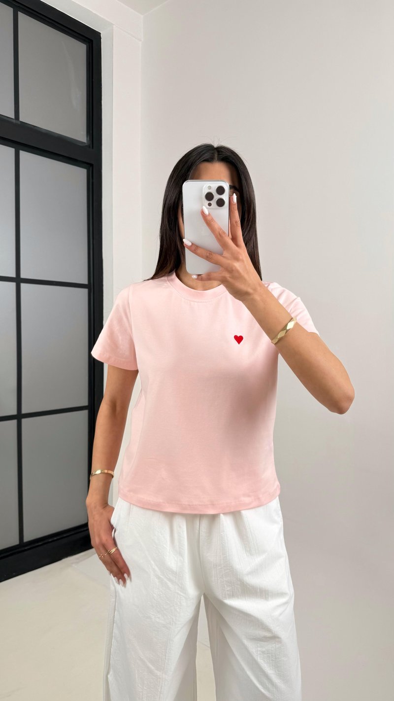 Somon Yaka Kalp İşlemeli Tshirt Gaus00361