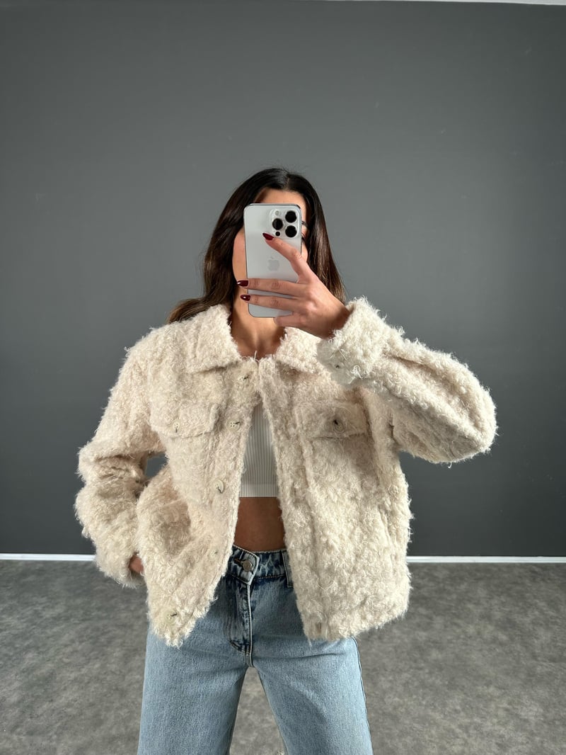 Ekru Peluş Yumoş Mont 