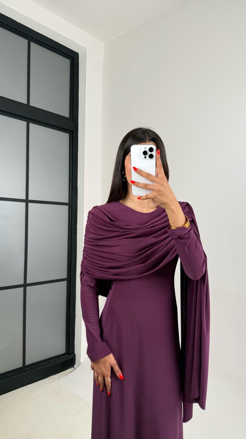 Mürdüm Pelerin Detaylı Sandy Kumaş Tasarım Elbise Gaus00692