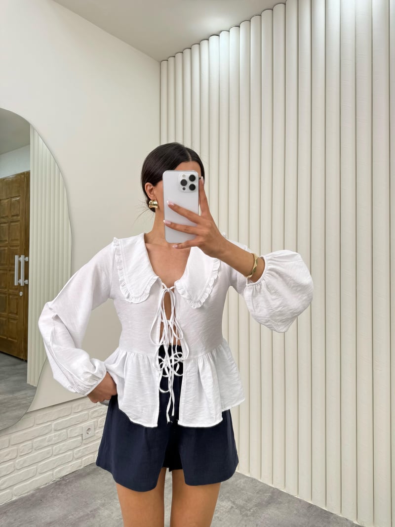 Beyaz Bebe Yaka Önü Bağlamalı Bluz Gaus00334 