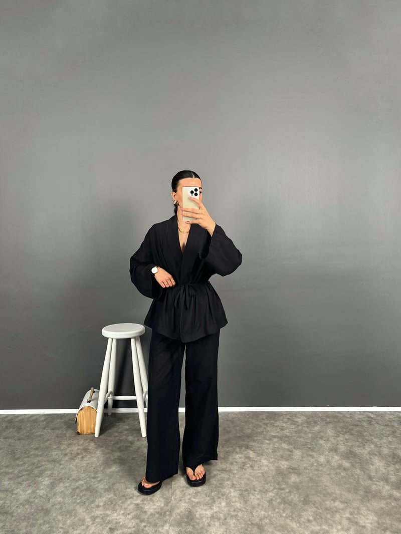 Guta Siyah Keten Karışımlı Yarım Astarlı Pantolon Kimono İkili Takım