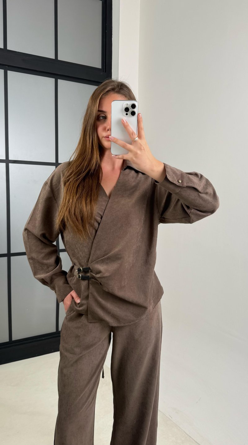 Kahve Bağlamalı Kemer Detaylı Bluz Beli Lastikli Pantolon Eskitme Desenli Takım GAUS-00489