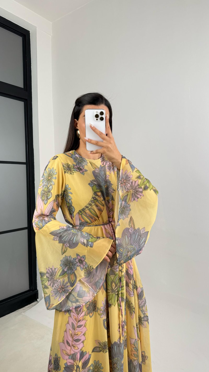 Sarı Çiçek Desenli Kuşaklı Kolu Volanlı Astarlı Şifon Elbise GAUS-00105
