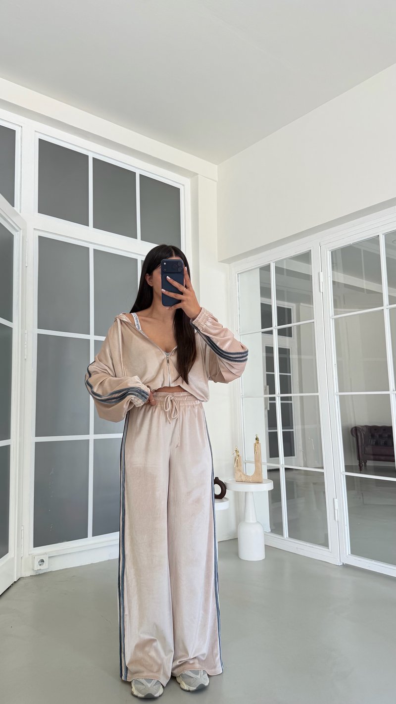 Taş Şerit Detaylı Hırka Beli Lastikli Pantolon İkili Kadife Takım GAUS-02197
