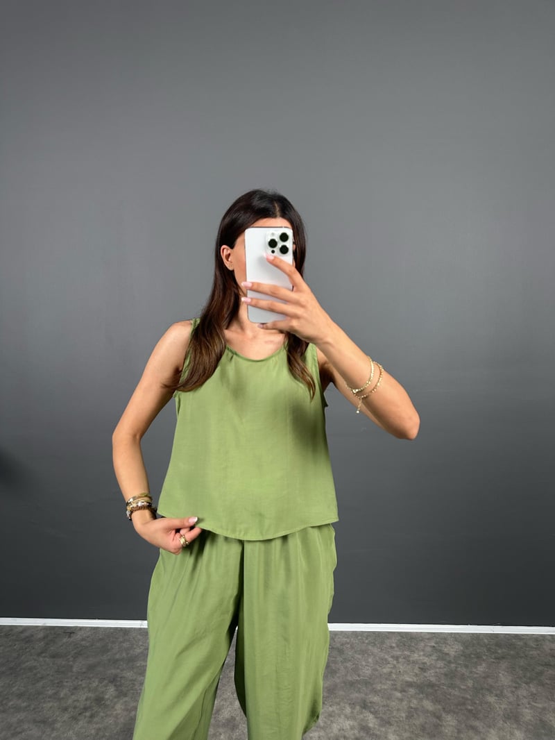 Viro Yeşil İthal Kumaş Harem Pantolon Bluz İkili Takım