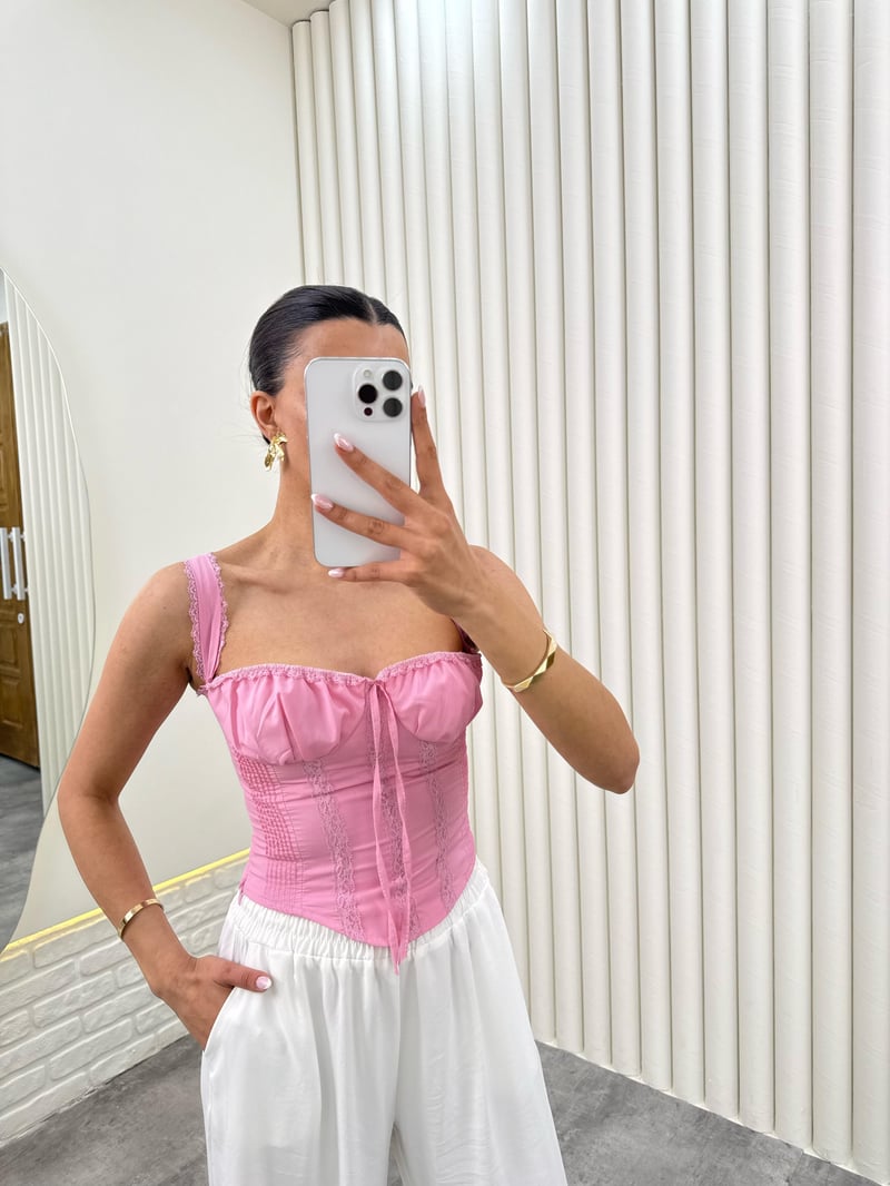 Pembe Askılı Arkası Lastikli Dantelli Bustiyer Crop Gaus00286