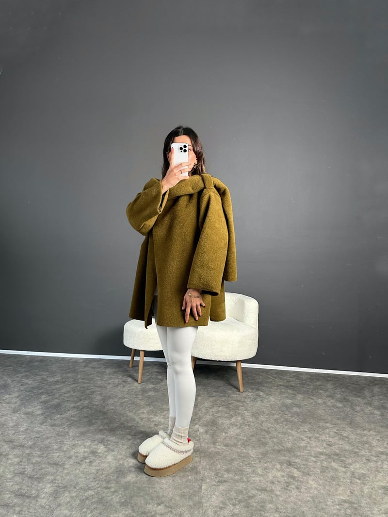 Almina Haki Atkılı Kaban