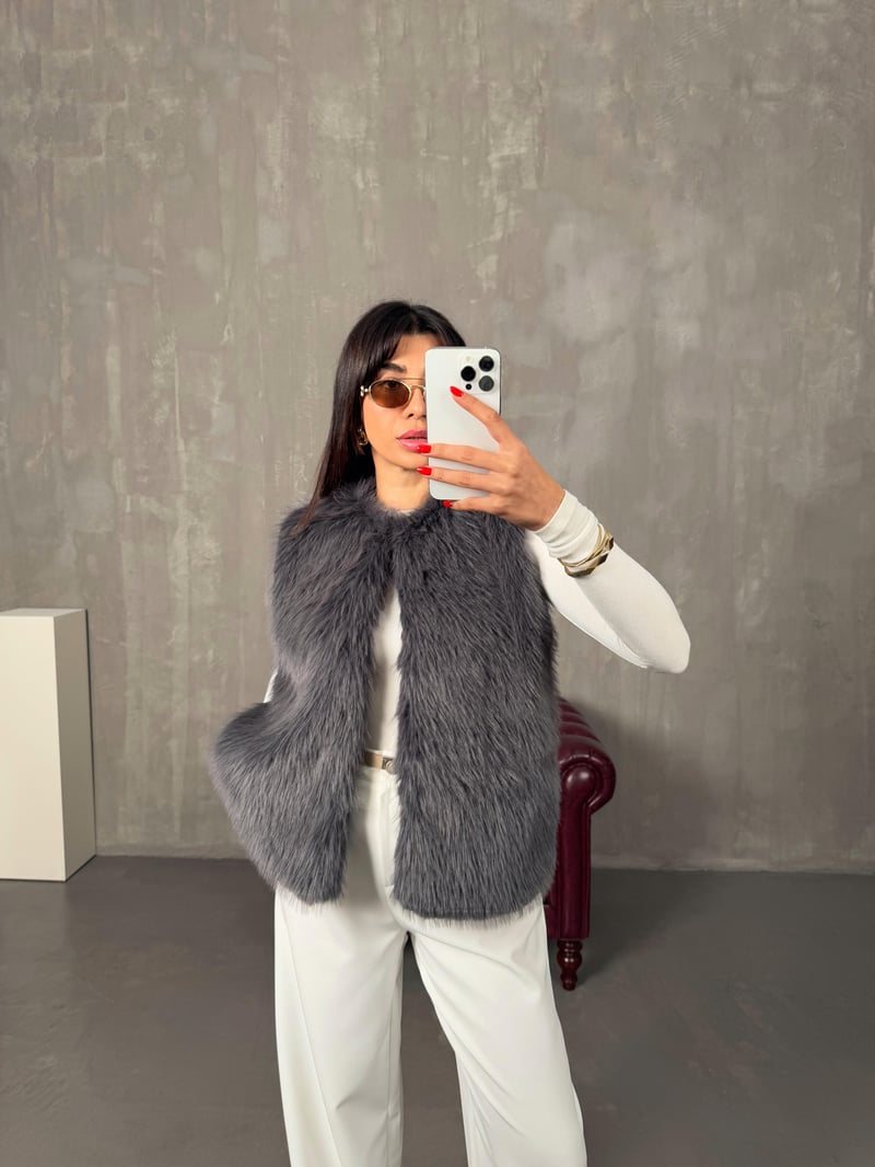 Tilly Antrasit Peluş Astarlı Kürk Yelek