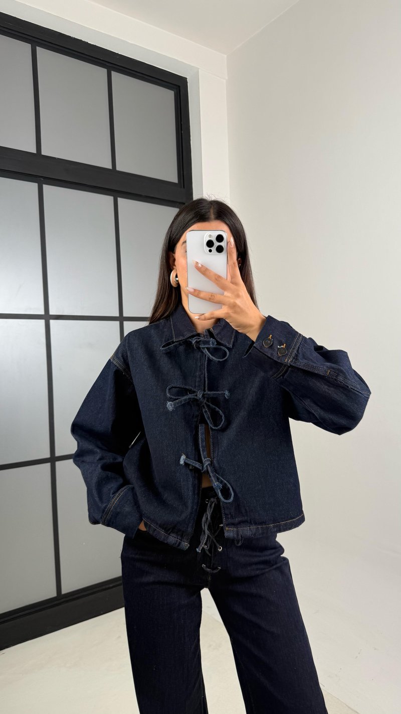 Lacivert Önü Bağlama Detaylı Tasarım Denim Ceket GAUS-00133