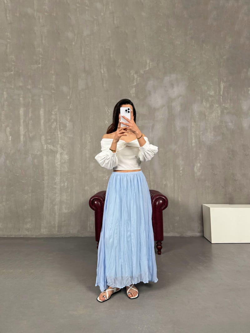 Blue Wrinkled Tulle Detailed Lined Skirt Gaus00052