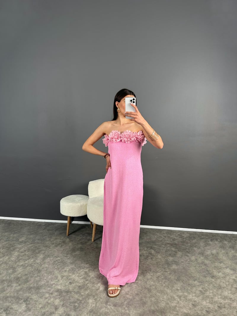 Look Pembe Gül Detaylı Straplez Astarlı Elbise