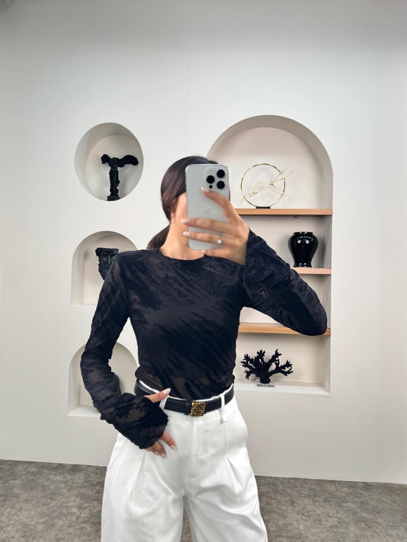 Ada Siyah Transparan Crop Atletli Bluz