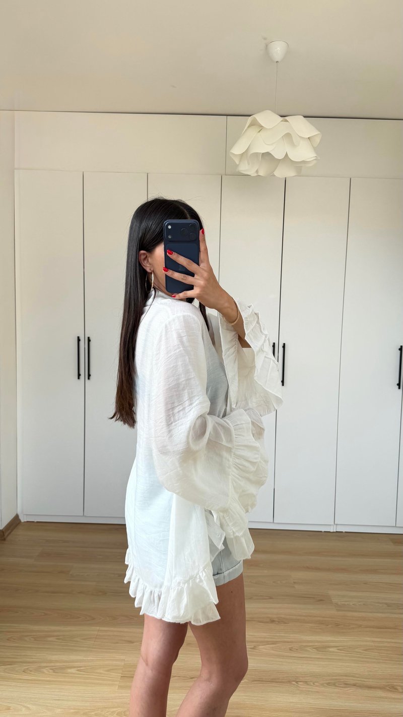 Beyaz Şal Detaylı Fırfırlı Bluz GAUS-01597
