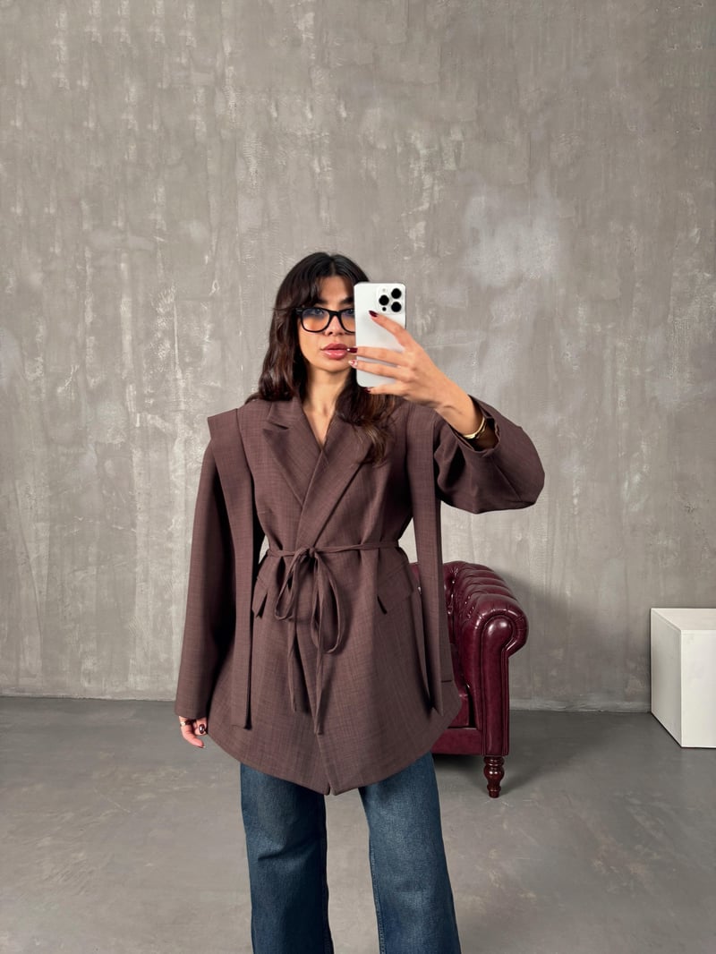 Nessi Kahve Vatkalı Kuşaklı Astarlı Ceket