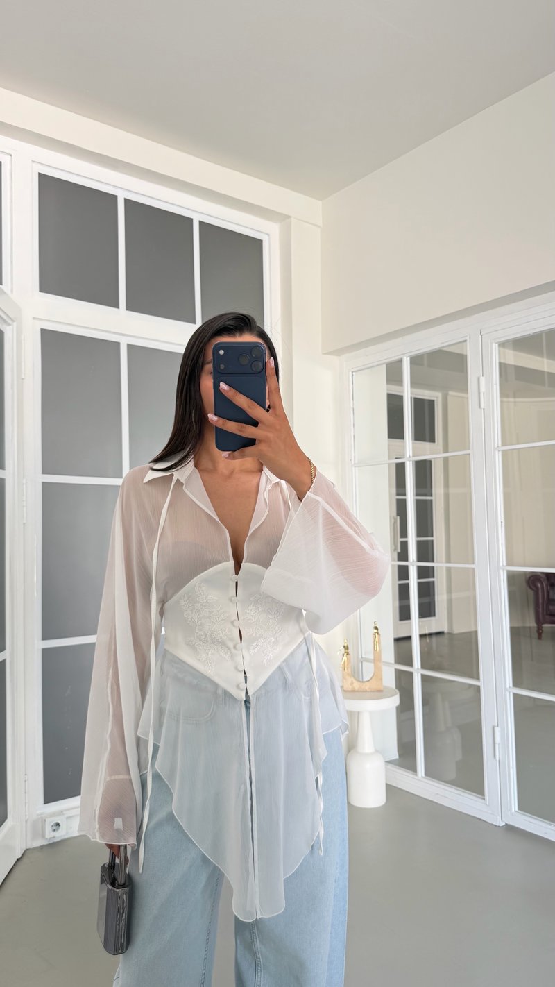 Beyaz Korse Detaylı Şifon Gömlek GAUS-01797