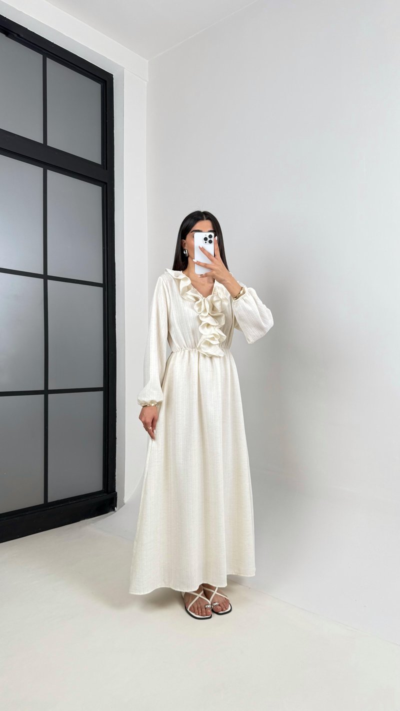 Ekru Yaka Fırfırlı Astarlı Elbise Gaus00405