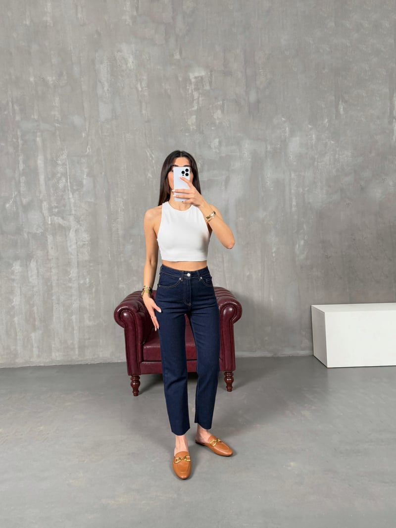 Laste Lacivert ZR Model Kesik Paça Jean