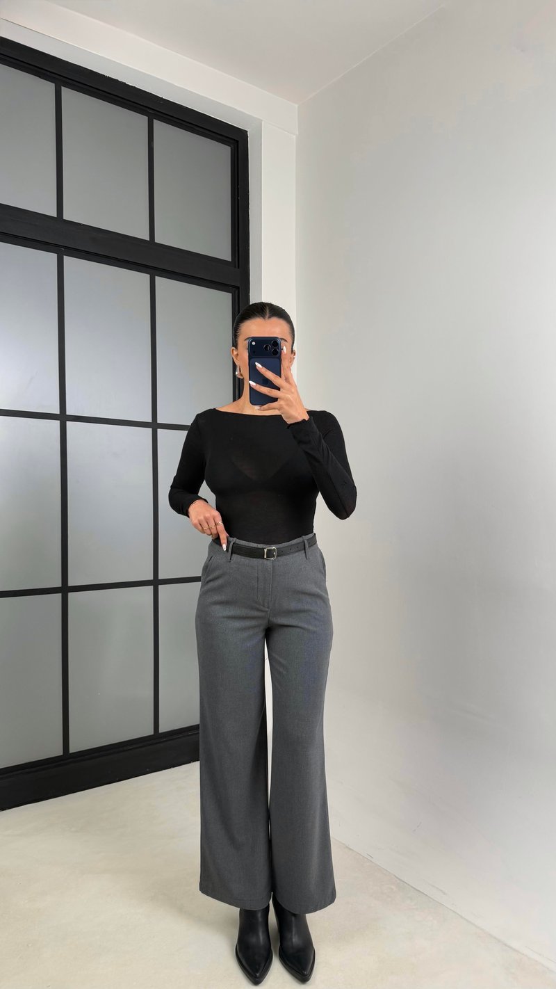 Antrasit Kemerli Paça Detaylı Kumaş Pantolon GAUS-00553