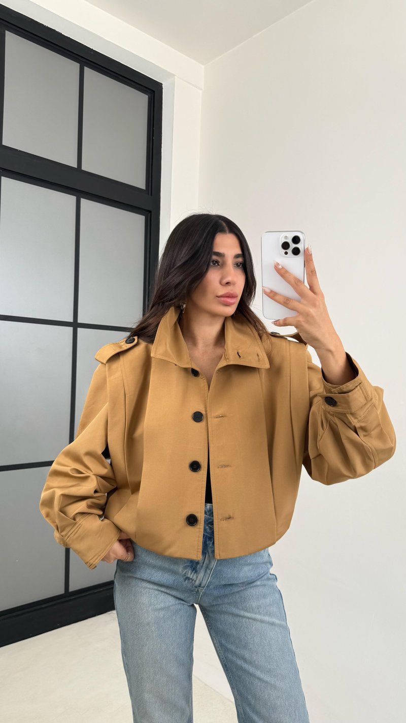 Camel Yüksek Yaka Düğmeli Astarlı Tasarım Kısa Trençkot GAUS-0087