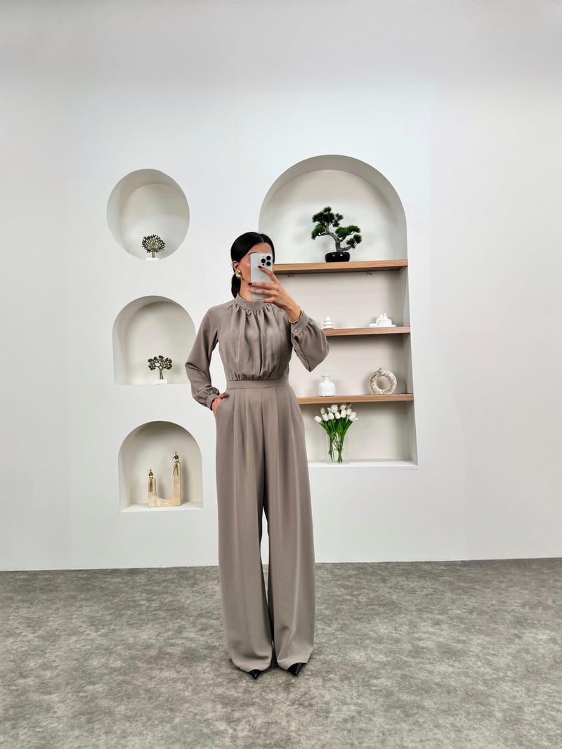 Lola Vizon Krep Kumaş Yarım Balıkçı Yaka Tulum