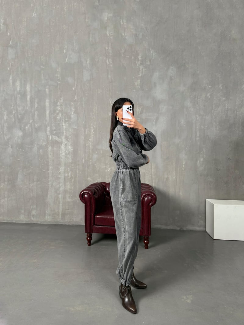 Setre Gri Yıkamalı Önden Fermuarlı Denim Tulum