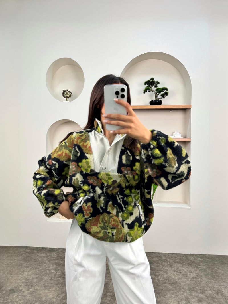 Jow Yeşil Desenli Yaka Çıtçıtlı Peluş Sweatshirt