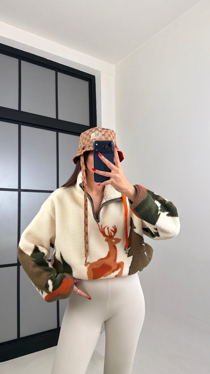 Ekru Fermuarlı Geyik Desenli Polar Sweatshirt GAUS-00723 GAUS-00944
