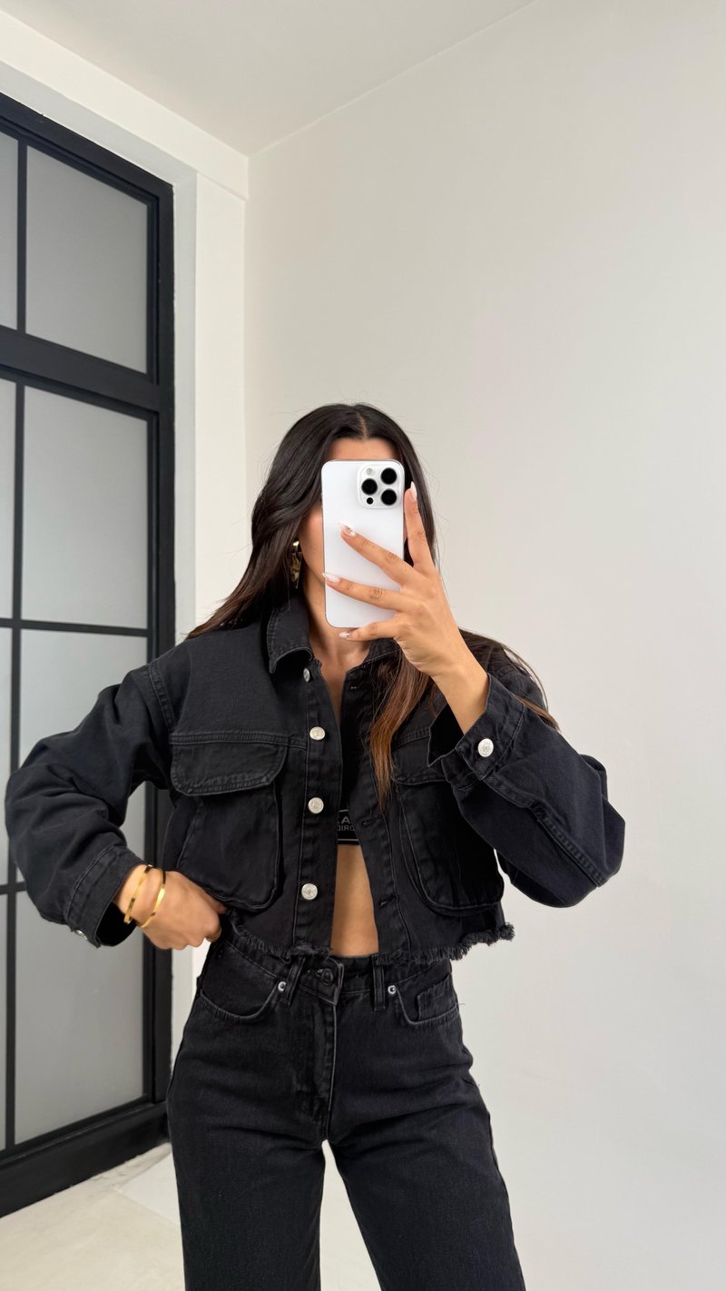Füme ZR Model Cep Detaylı Crop Denim Ceket GAUS-0078