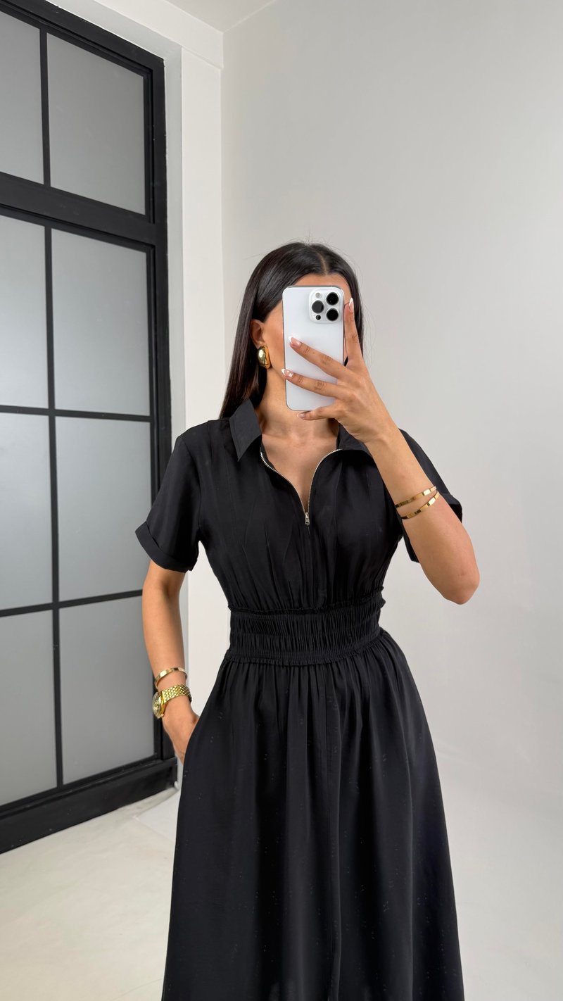 Siyah Beli Lastikli Önden Fermuarlı Yırtmaçlı Tencel Elbise Gaus00551