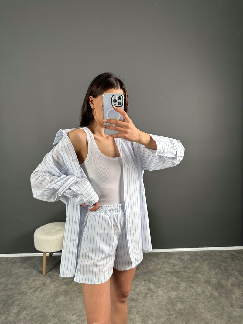 Beyaz Mavi Çizgili Zr Model Şortlu Gömlek Takım
