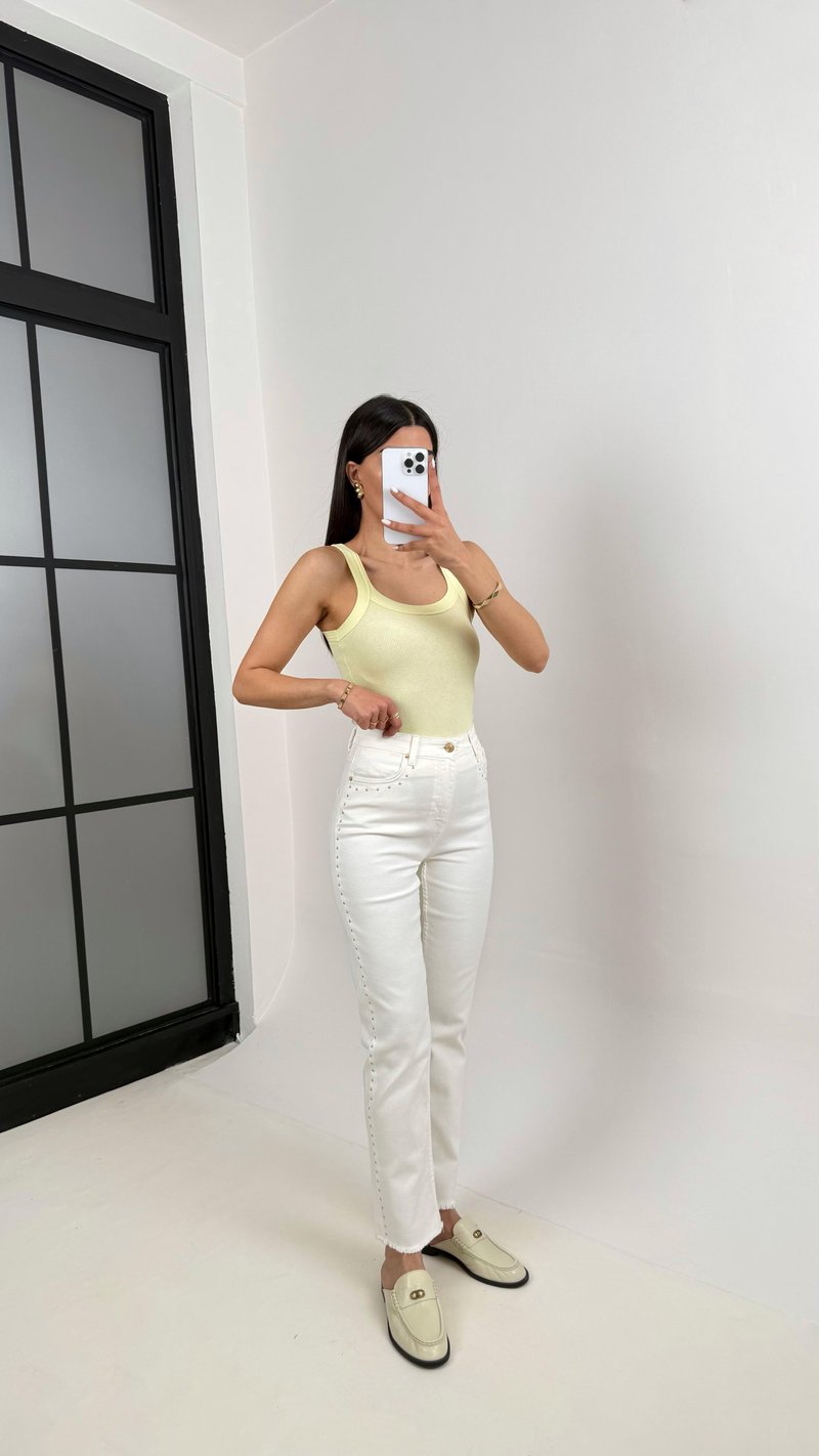 Ekru Gold Zımba Detaylı Kesik Paça Jean Gaus00379