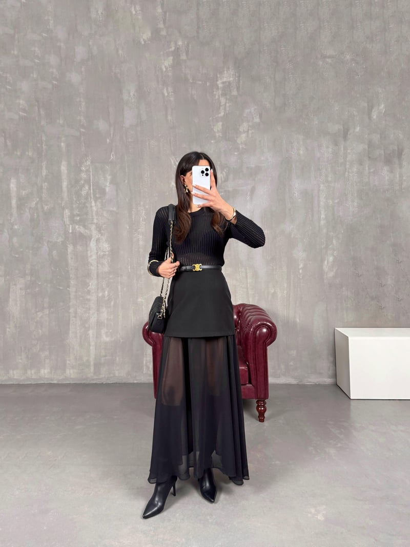 Oscar Black Designed Skirt with Chiffon Detail Underneath